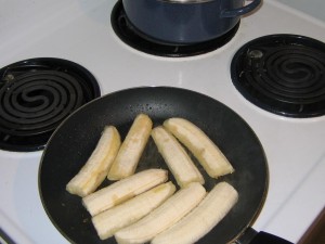 banana_rice_02 Frying the bananas