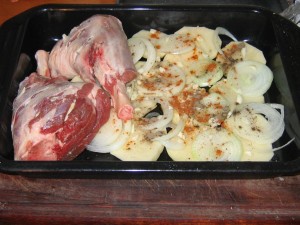 lamb_roast_02 Tray of ingredients ready.